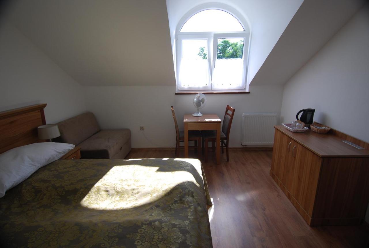 Ivanek Guest House Zvíkovské Podhradí エクステリア 写真