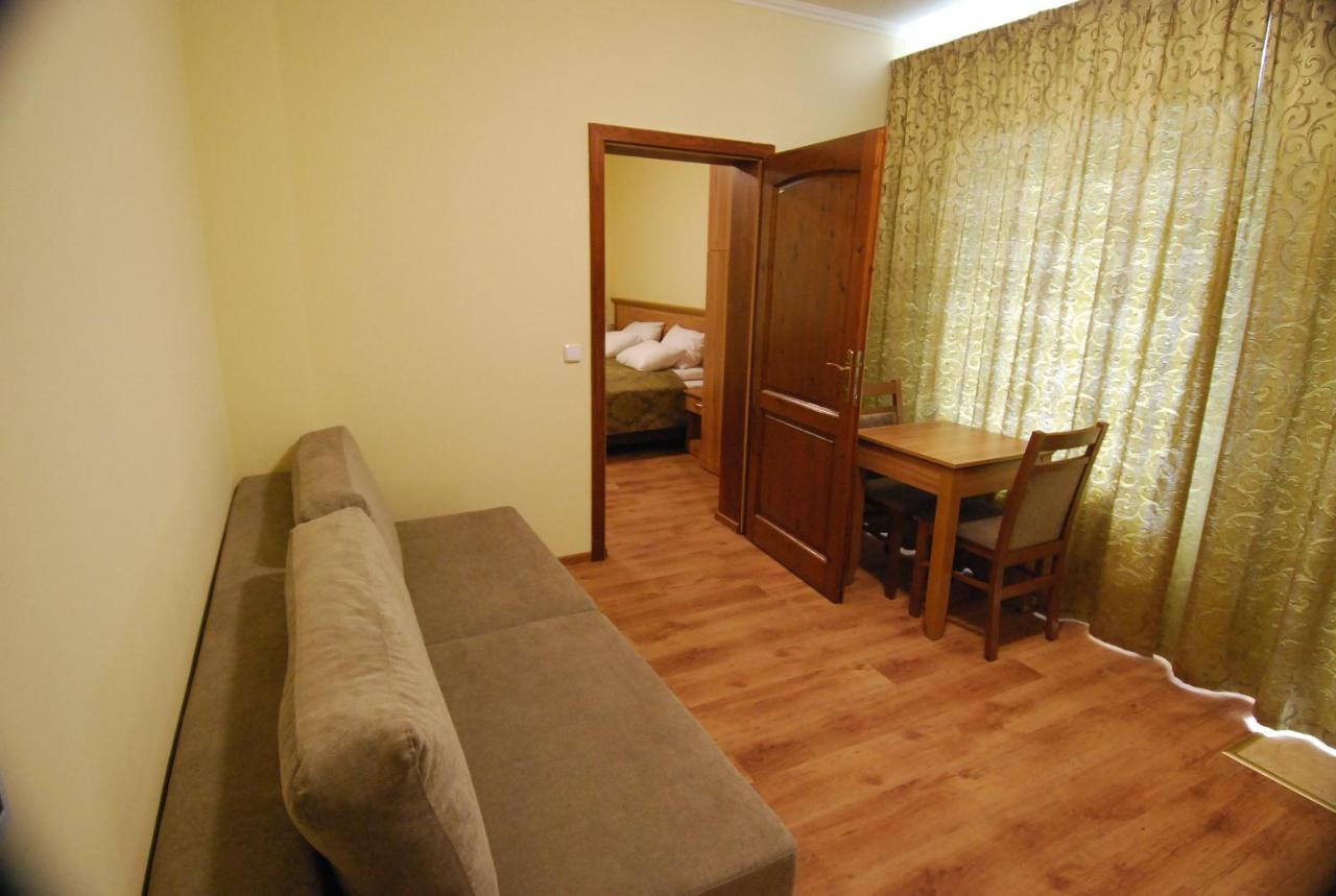 Ivanek Guest House Zvíkovské Podhradí エクステリア 写真