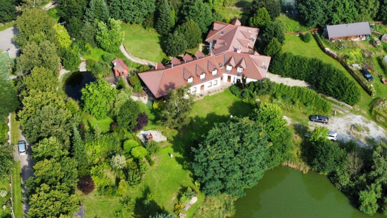 Ivanek Guest House Zvíkovské Podhradí エクステリア 写真
